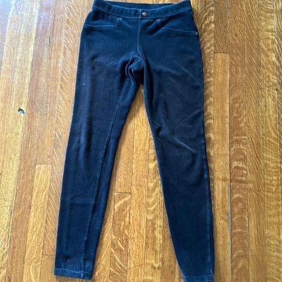 HUE corduroy leggings, like new - Picture 4 of 8